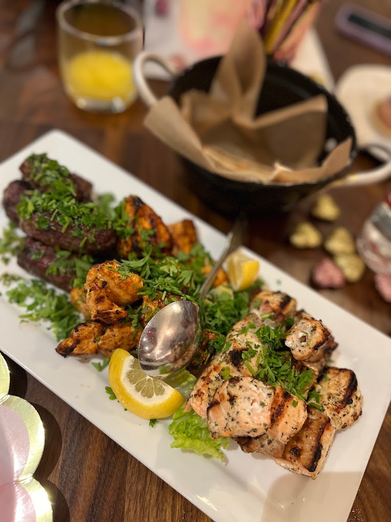 رستورانTabule Bayview Village - تصویر 7
