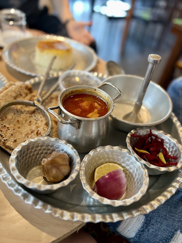 مستر دیزی تورنتو