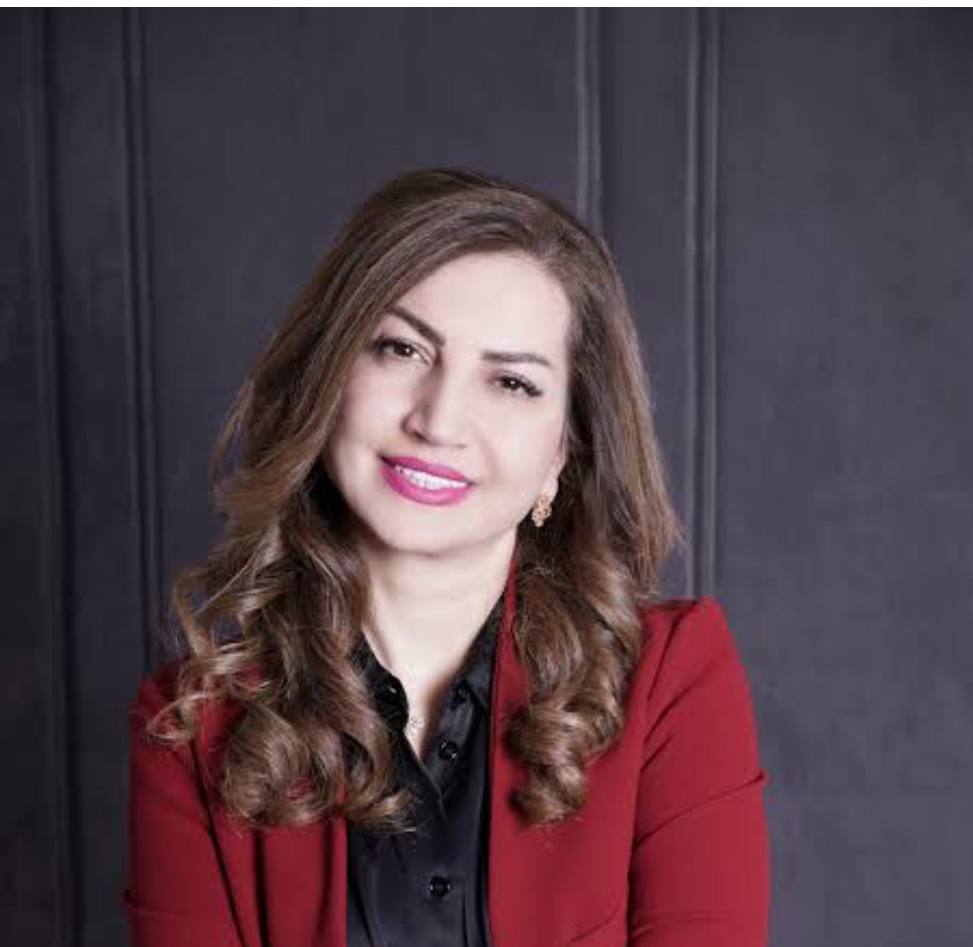 سازمان مهاجرتی ، هلگا خواجه پور تورنتو
