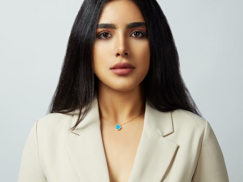 ارغوان احمدیان خدمات بیمه تورنتو